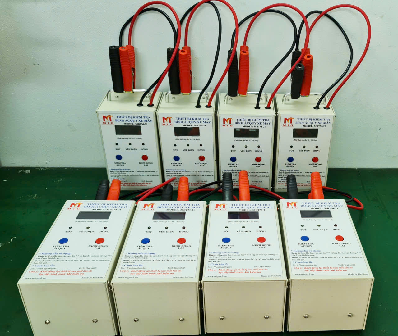 thiết bị kiểm tra ắc qui xe máy